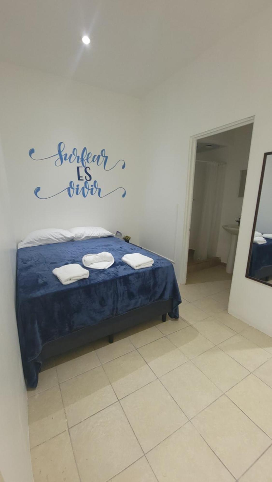 Surfo House Hotel & Hostel Tamarindo Exterior photo