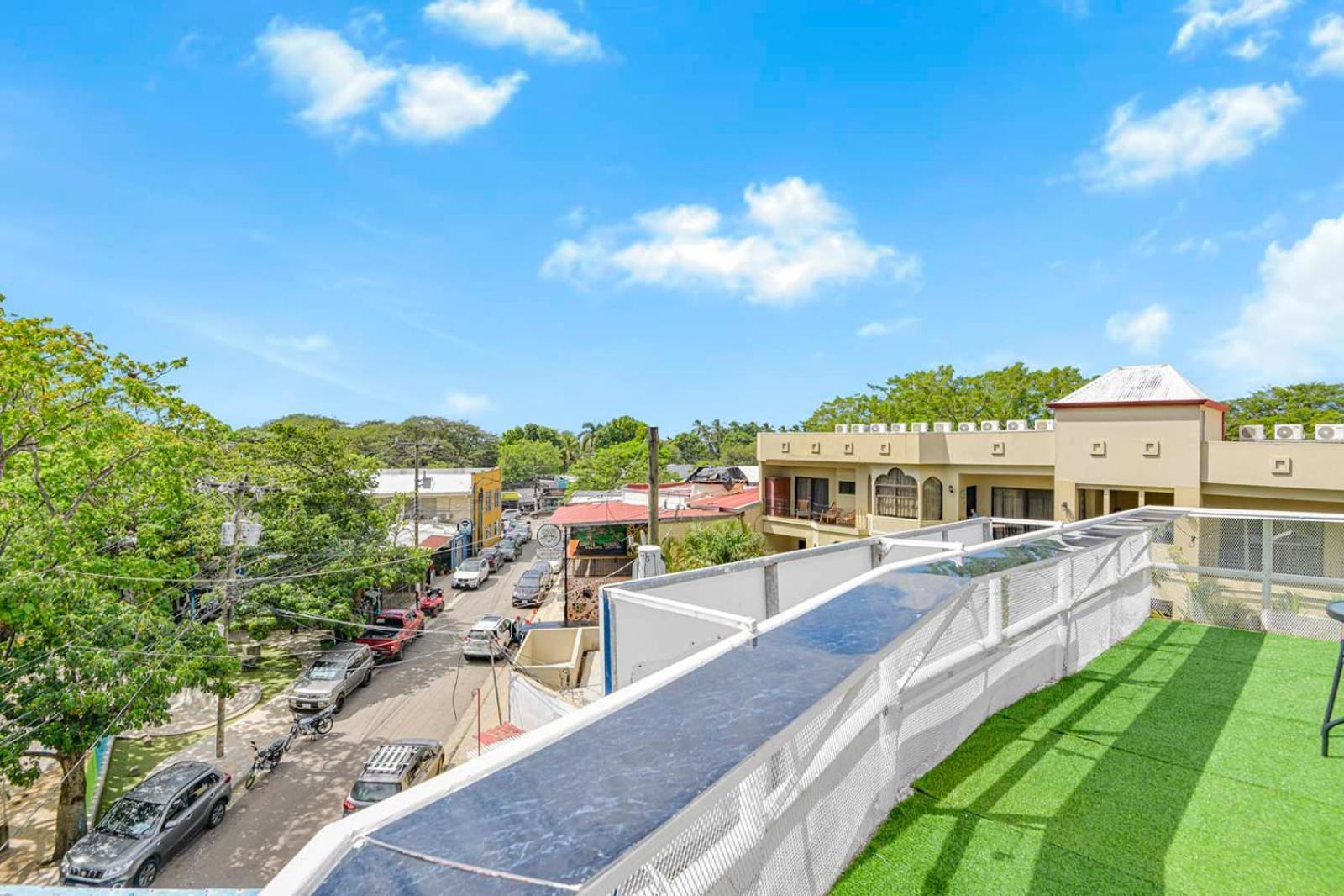 Surfo House Hotel & Hostel Tamarindo Exterior photo